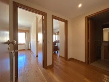 Apartamento T3 para Venda em Aldoar, Foz do Douro e Nevogilde