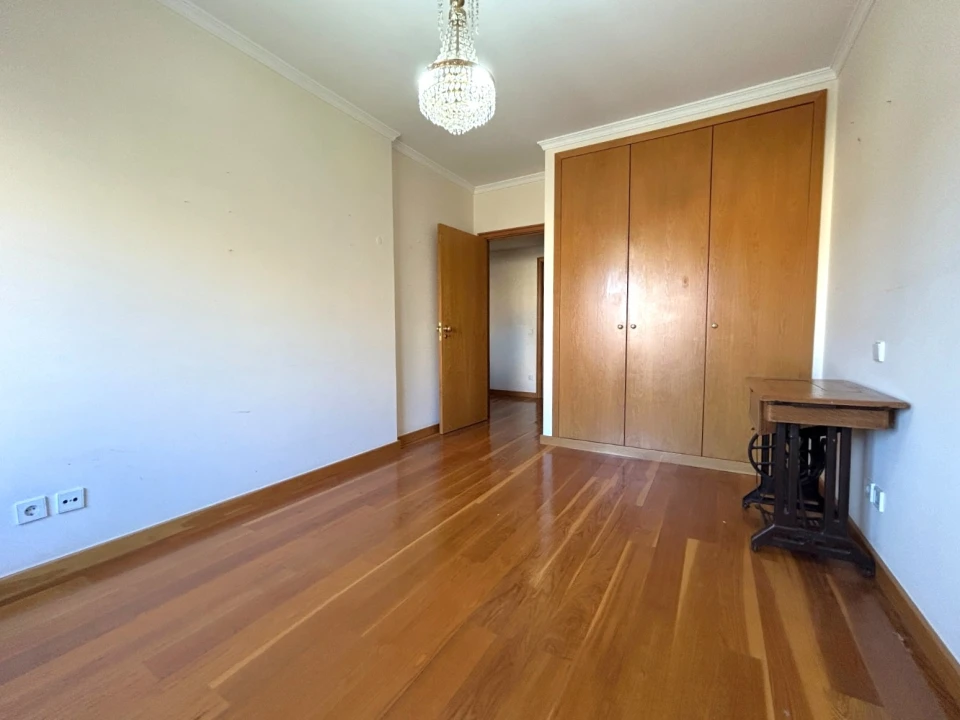 Apartamento T3 para Venda em Aldoar, Foz do Douro e Nevogilde Foto 17