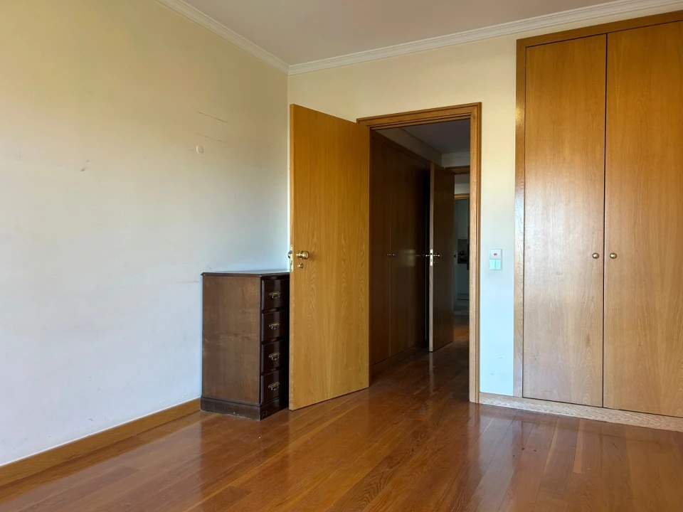 Apartamento T3 para Venda em Aldoar, Foz do Douro e Nevogilde Foto 12