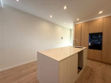 Apartamento T2 para Venda em Lordelo do Ouro e Massarelos