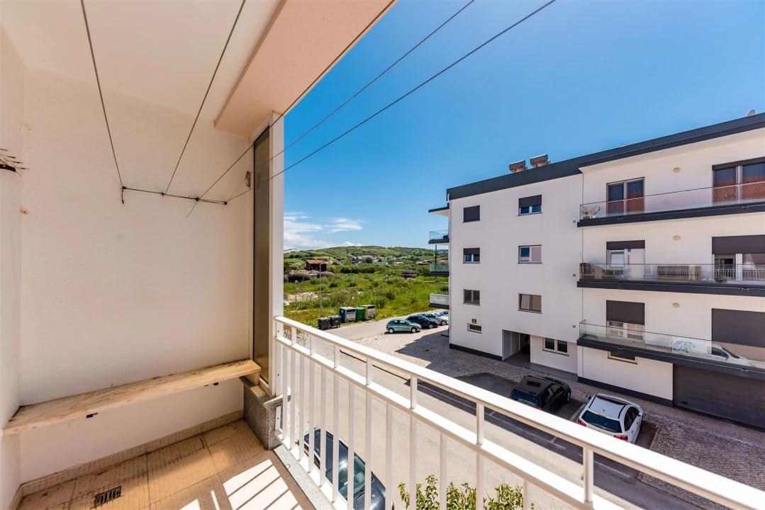 Apartamento T2 para Venda em Lourinhã e Atalaia Foto 23