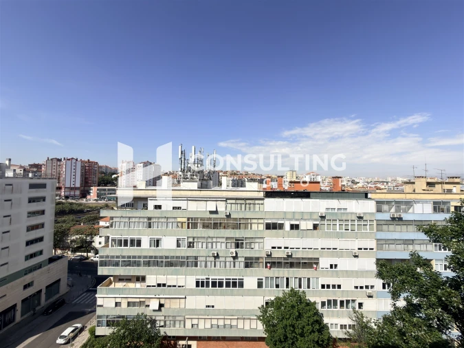 Apartamento T3 para Venda em Benfica Foto 12