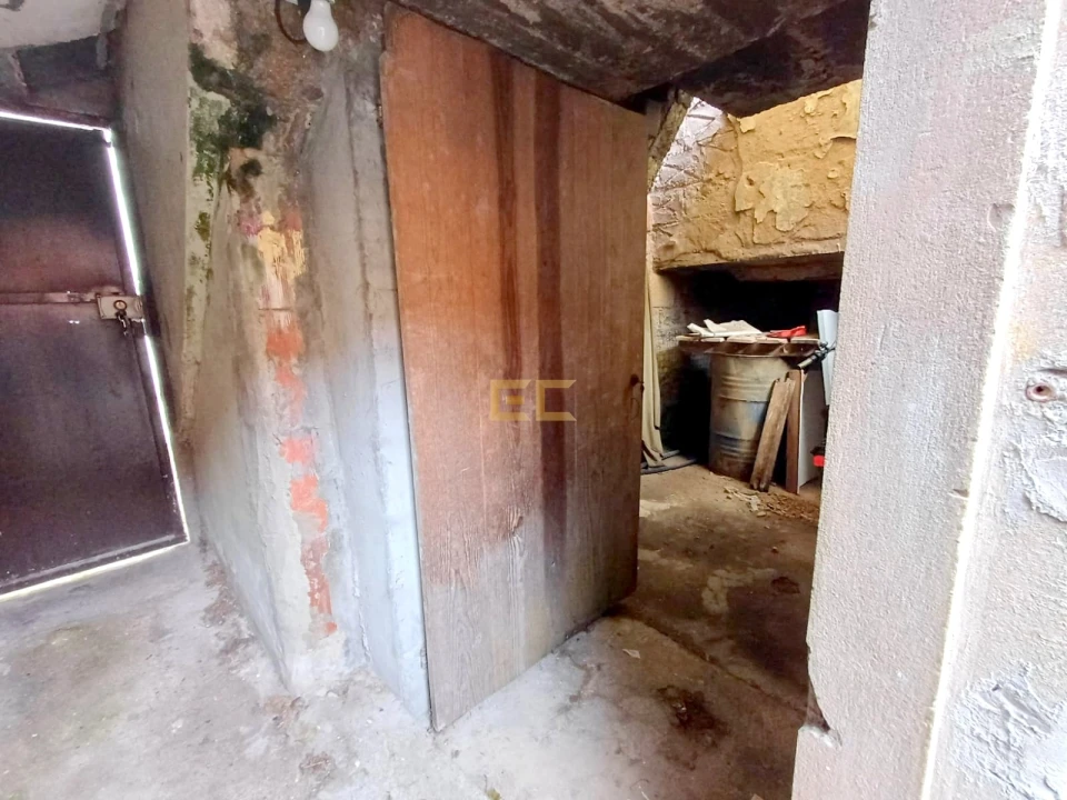 Moradia T4 para Venda em São Pedro Foto 26