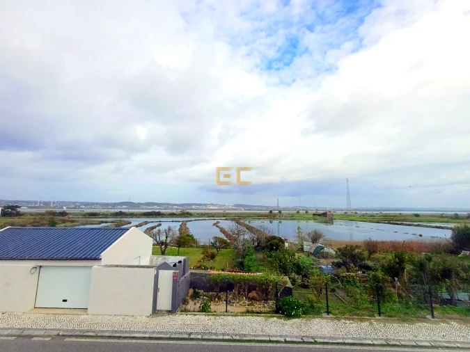 Moradia T4 para Venda em São Pedro Foto 20