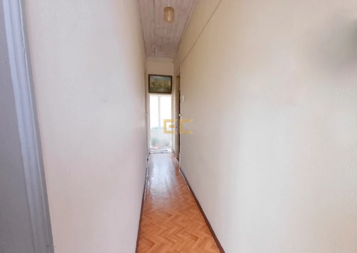 Moradia T4 para Venda em São Pedro Foto 8