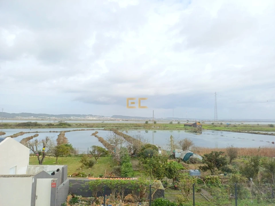 Moradia T4 para Venda em São Pedro Foto 18