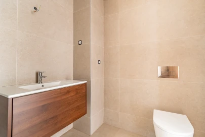 Apartamento T1 para Arrendamento em Póvoa de Varzim, Beiriz e Argivai