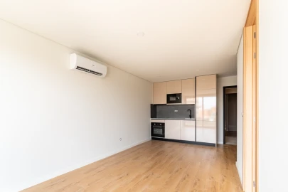Apartamento T1 para Arrendamento em Póvoa de Varzim, Beiriz e Argivai