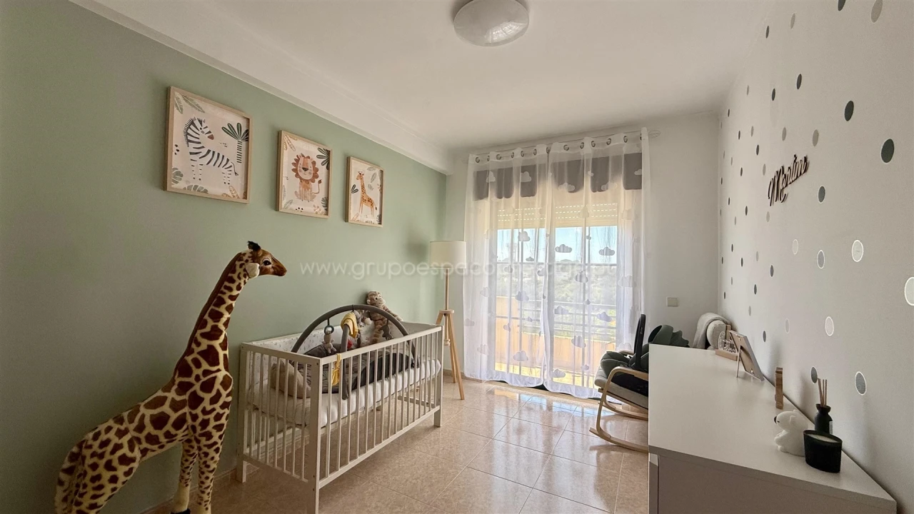 Apartamento T3 para Venda em Quelfes Foto 16