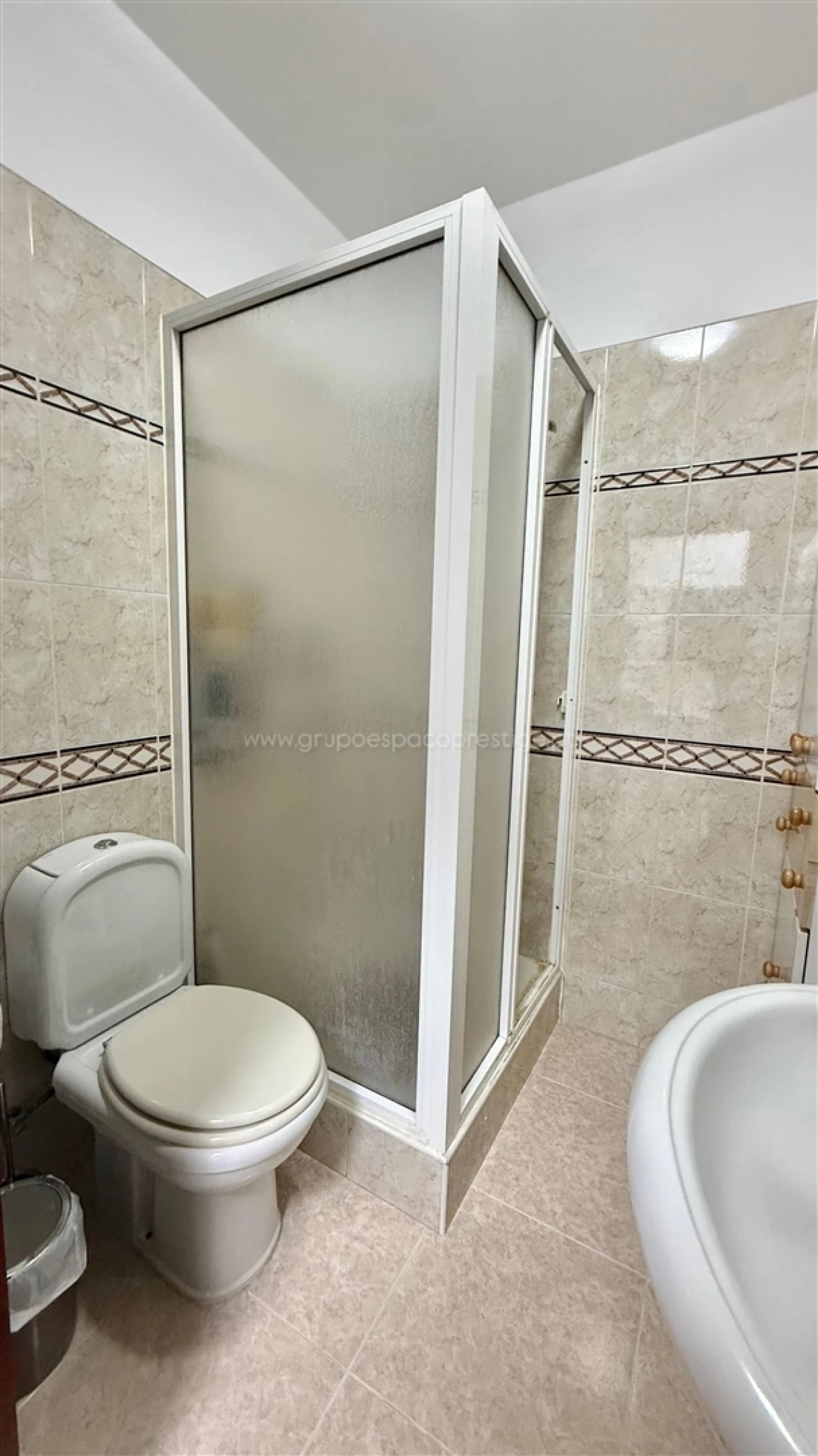 Apartamento T3 para Venda em Quelfes Foto 14