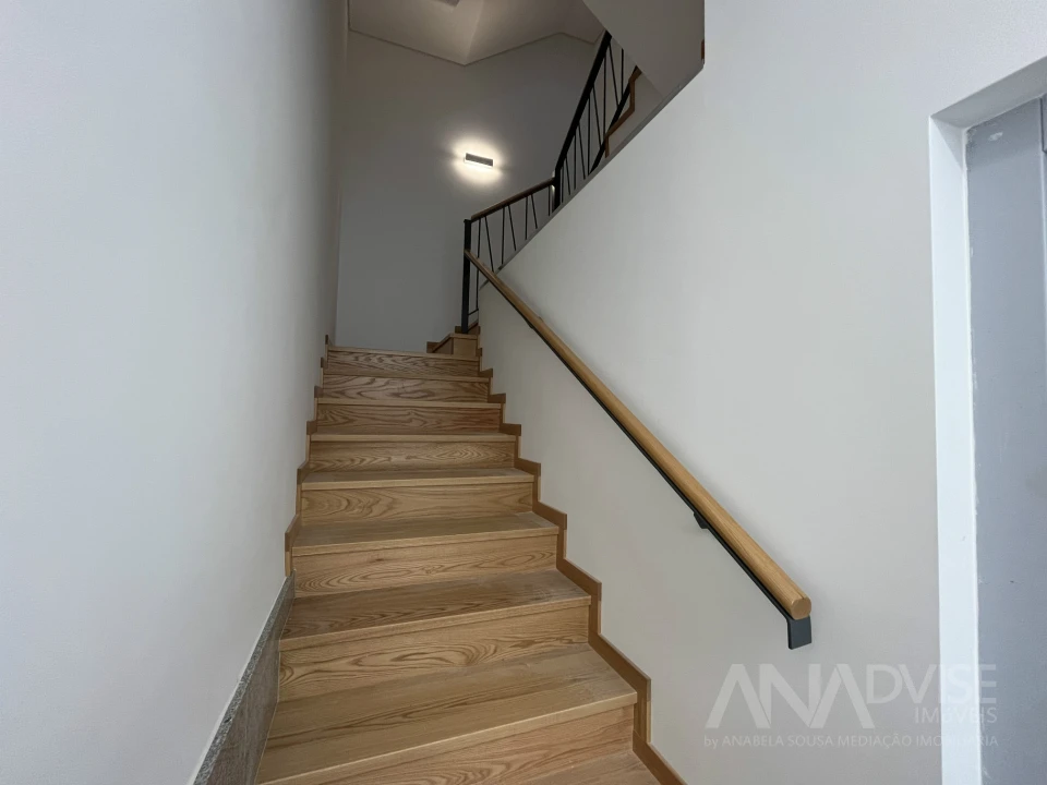 Apartamento T1 para Venda em Viseu Foto 19