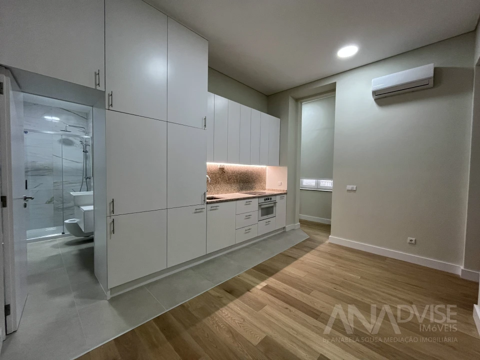 Apartamento T1 para Venda em Viseu Foto 1