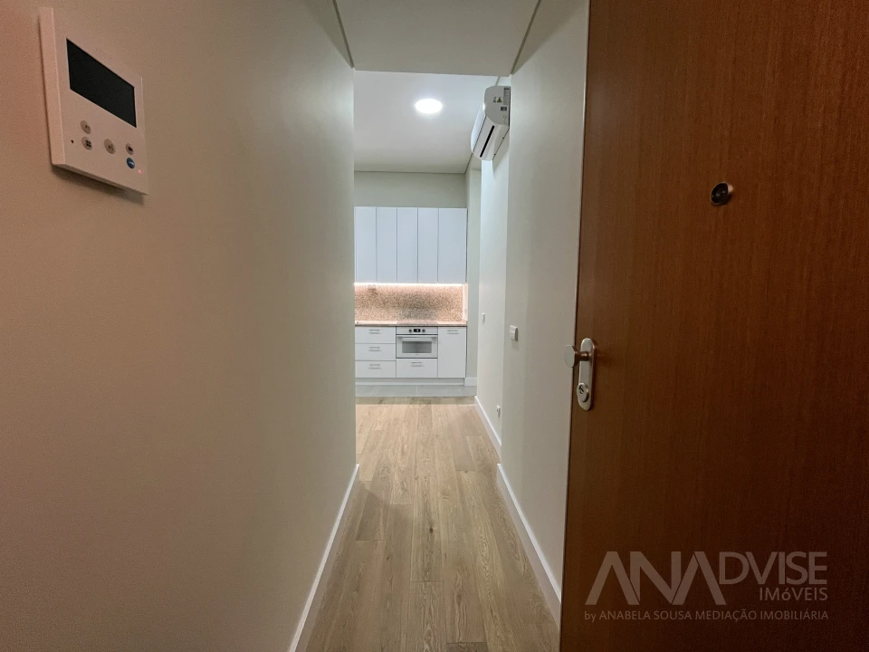 Apartamento T1 para Venda em Viseu Foto 16