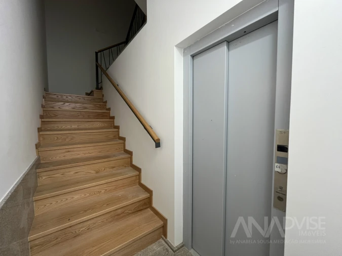 Apartamento T1 para Venda em Viseu Foto 17