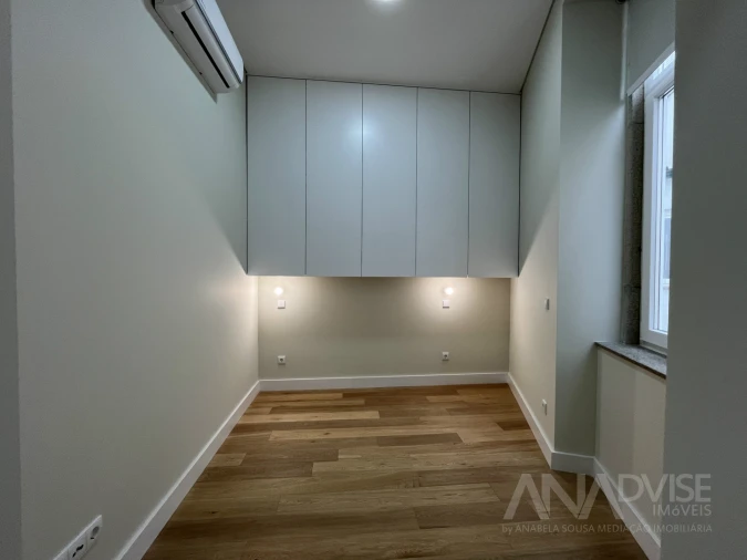 Apartamento T1 para Venda em Viseu Foto 13