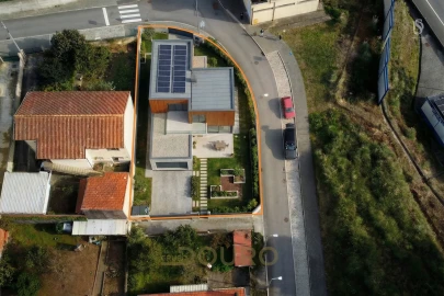 Terreno para Venda em Sandim, Olival, Lever e Crestuma