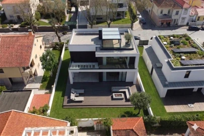 Terreno para Venda em Arcozelo
