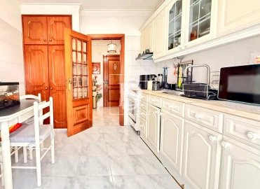 Apartamento T1 para Venda em Alhos Vedros