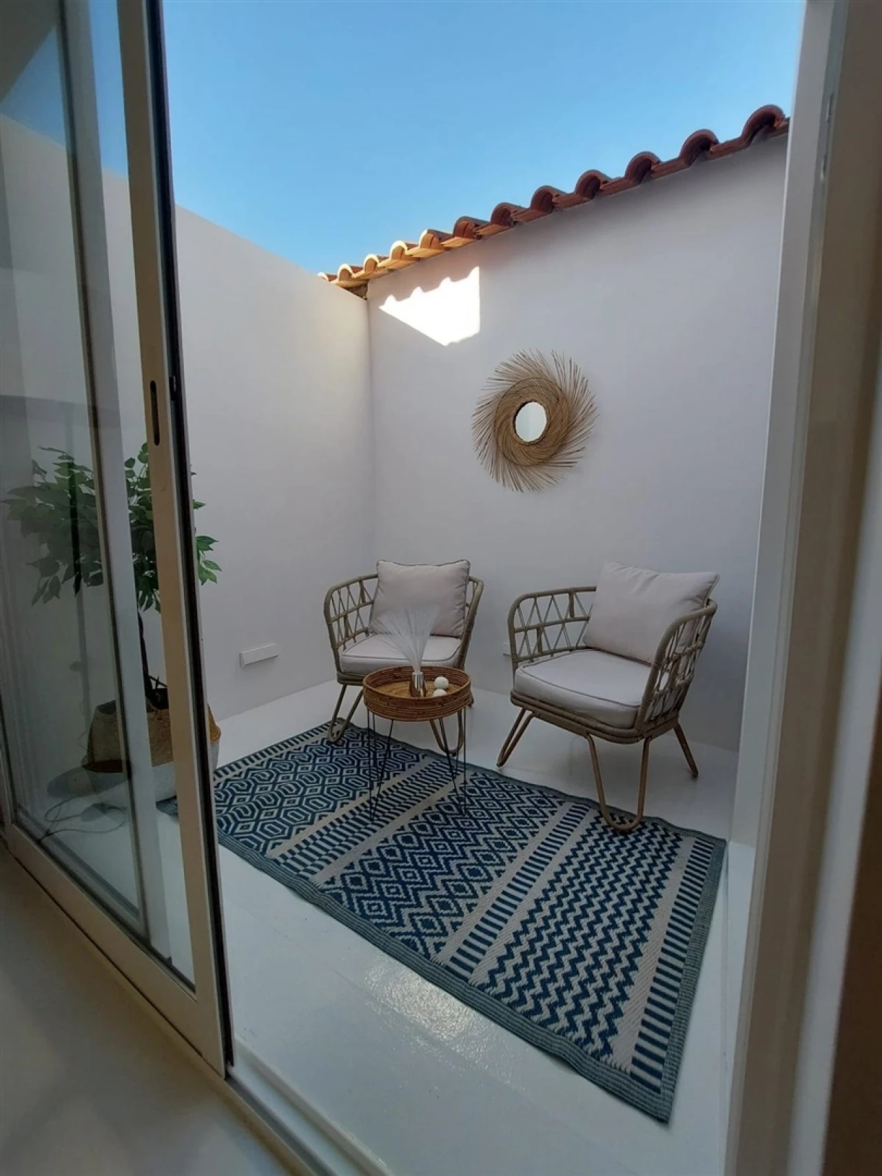 Moradia T1 para Venda em Campo e Campinho Foto 4