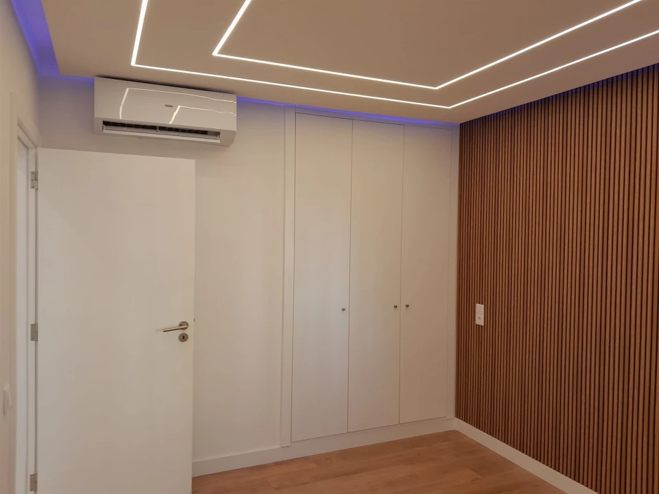 Apartamento T3 para Venda em Quarteira Foto 8