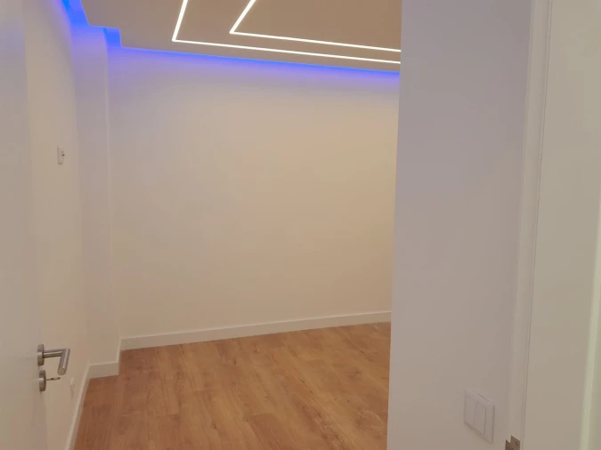 Apartamento T3 para Venda em Quarteira Foto 7