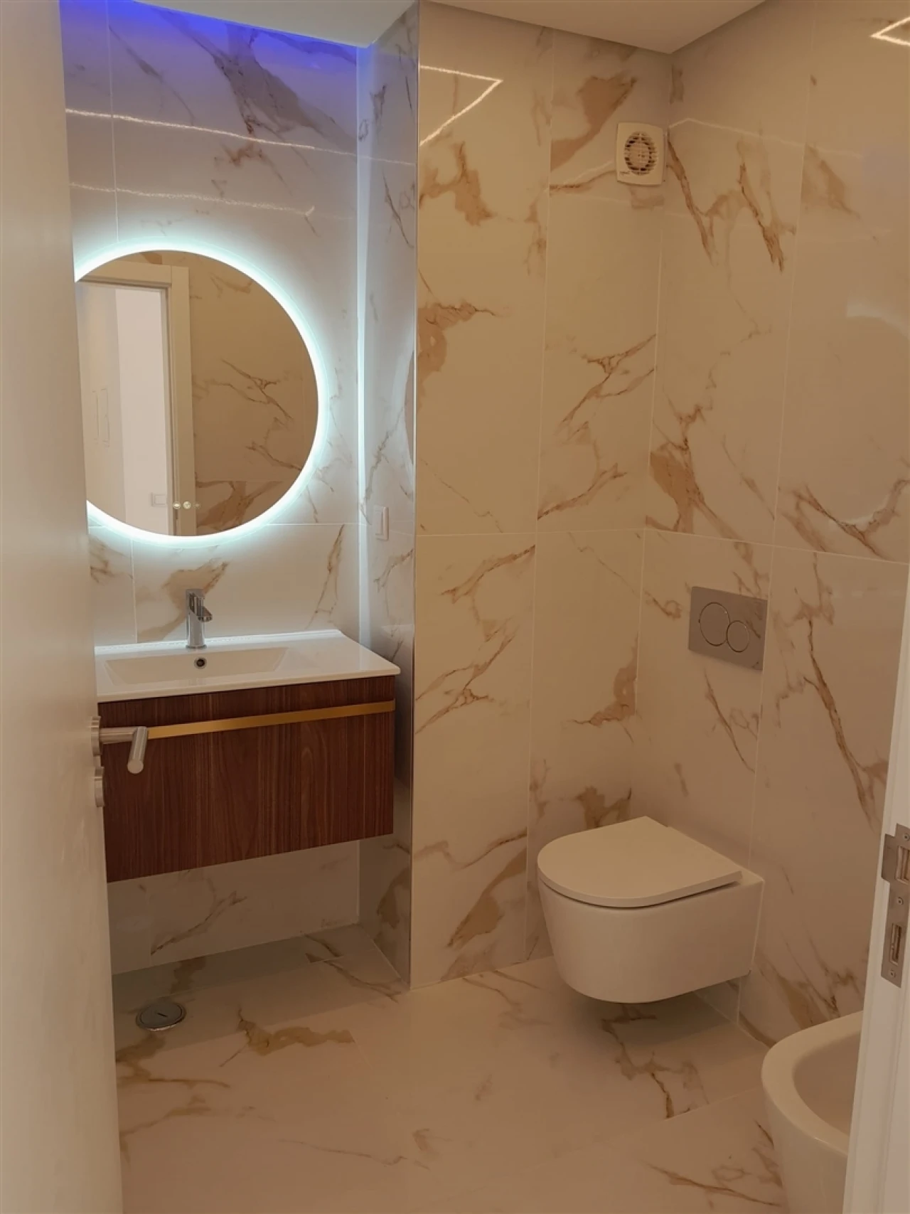 Apartamento T3 para Venda em Quarteira Foto 16