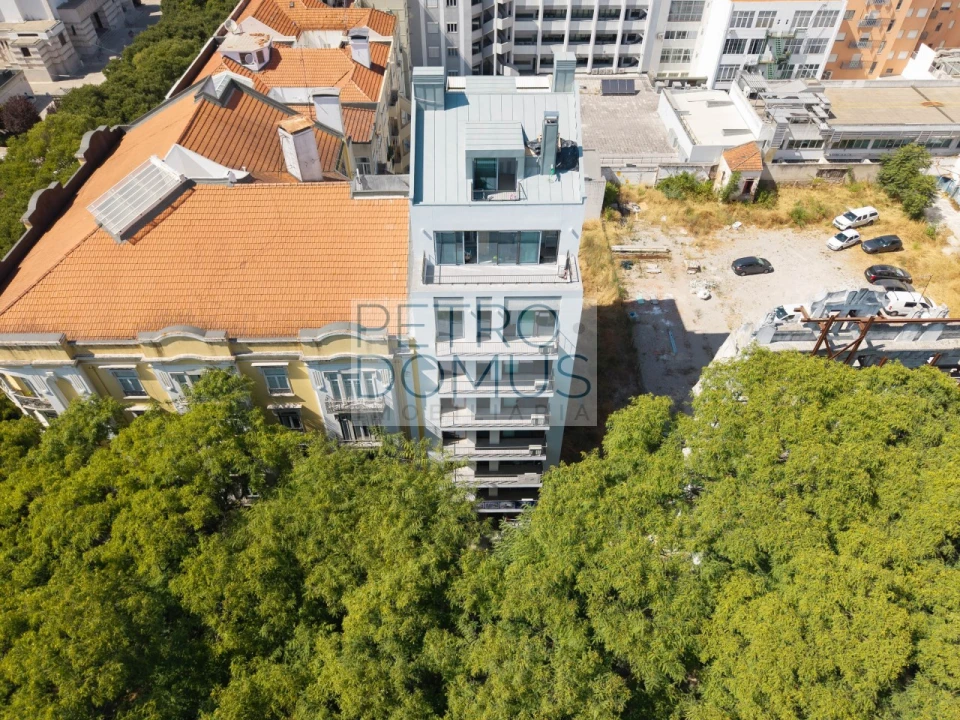 Apartamento T1 para Venda em Avenidas Novas Foto 1