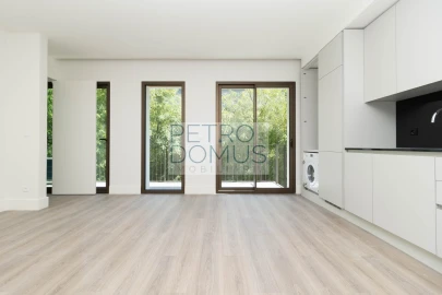 Apartamento T1 para Venda em Avenidas Novas