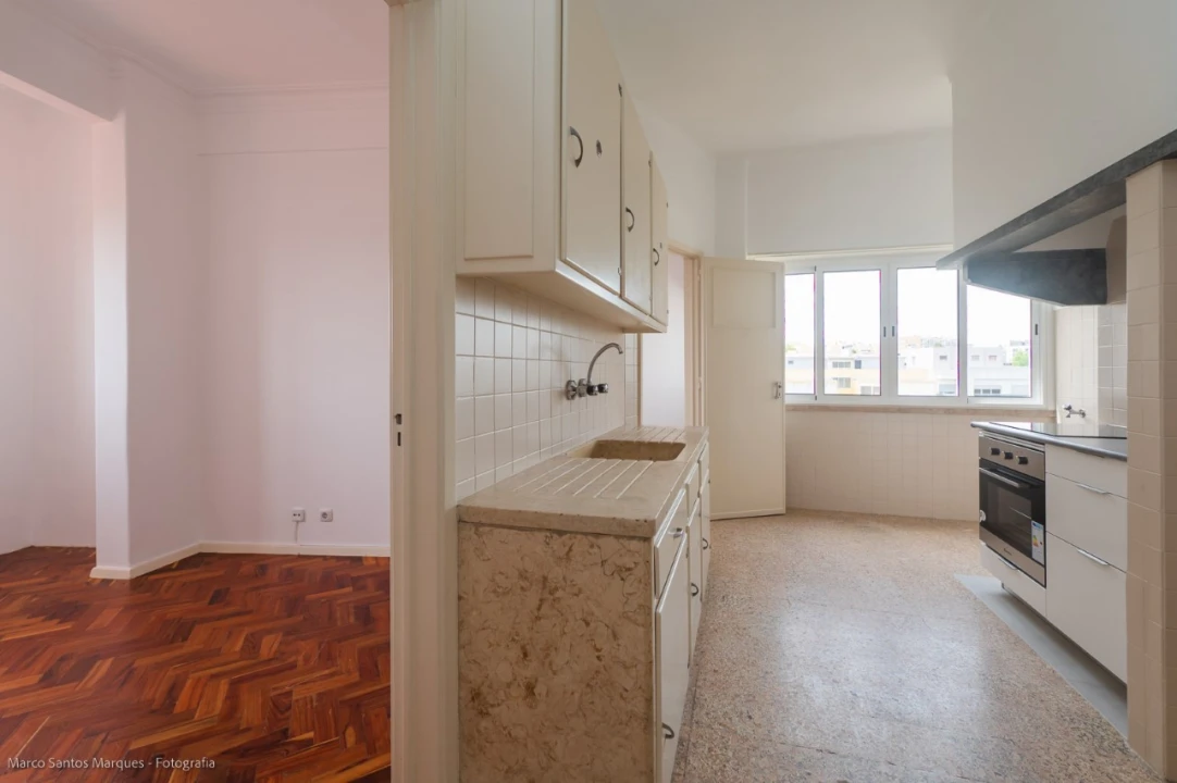Apartamento T1 para Arrendamento em Lumiar Foto 17