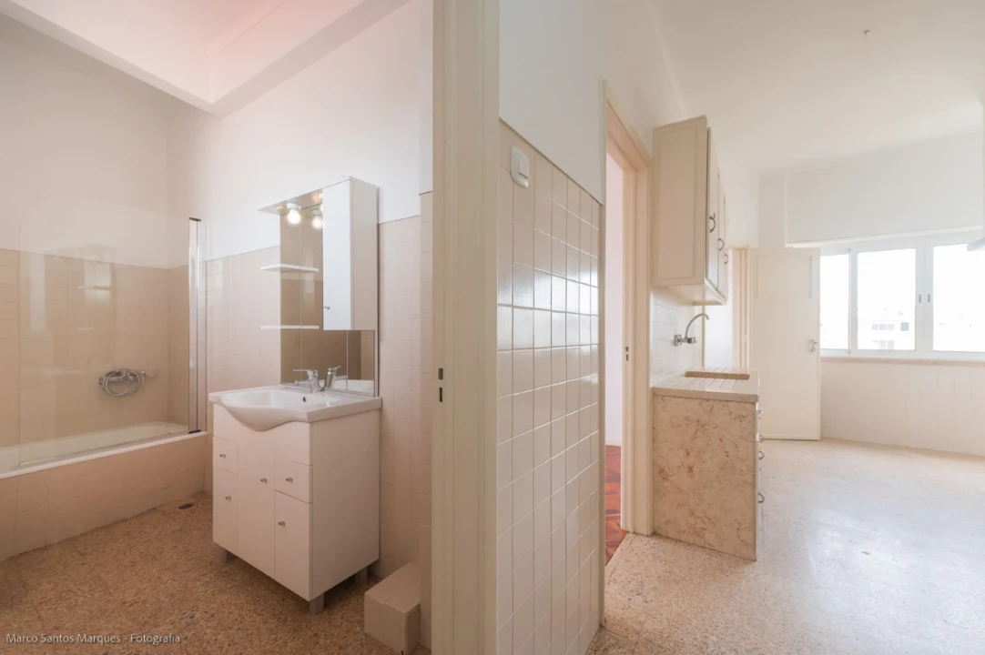 Apartamento T1 para Arrendamento em Lumiar Foto 23