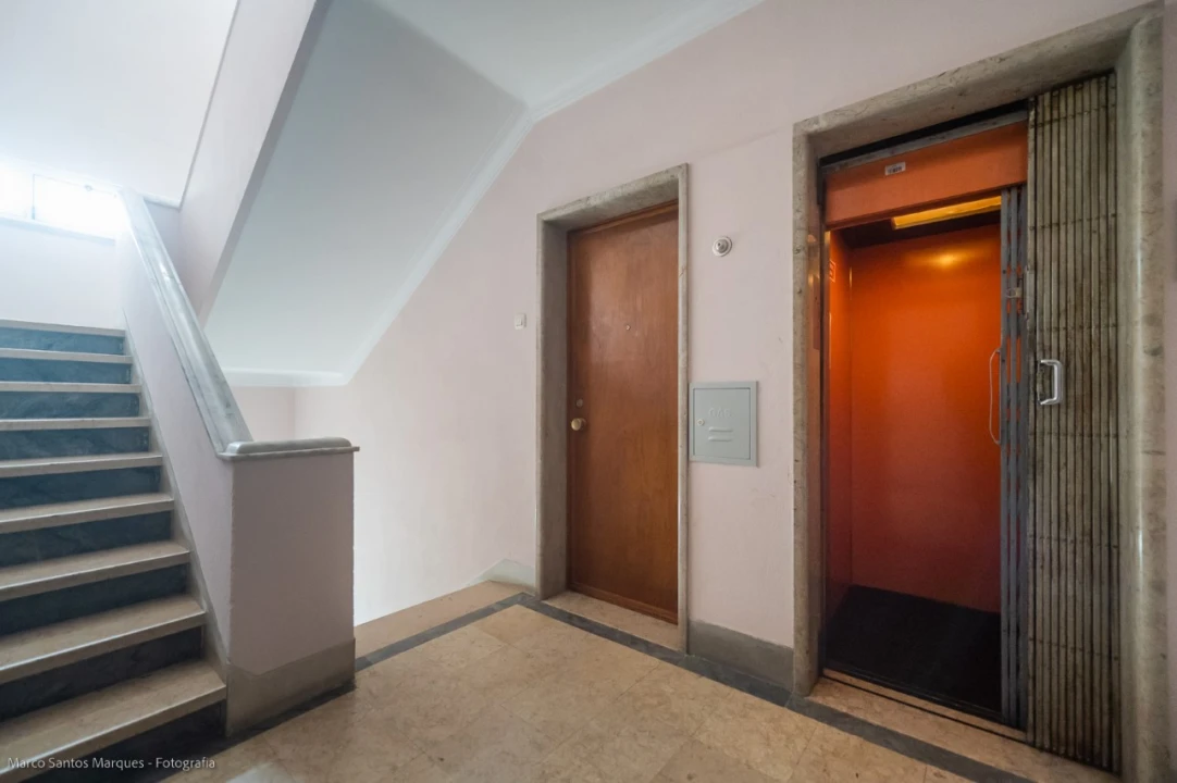 Apartamento T1 para Arrendamento em Lumiar Foto 38