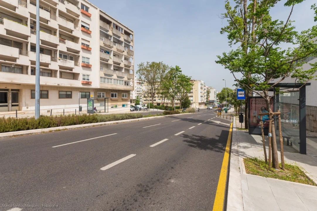 Apartamento T1 para Arrendamento em Lumiar Foto 41
