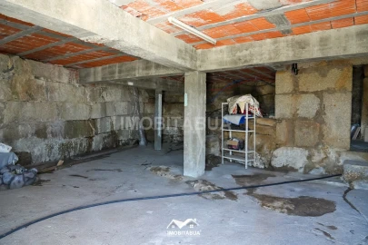 Moradia T2 para Venda em Seixo da Beira