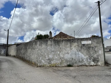 Moradia T2 para Venda em Reguengo Grande