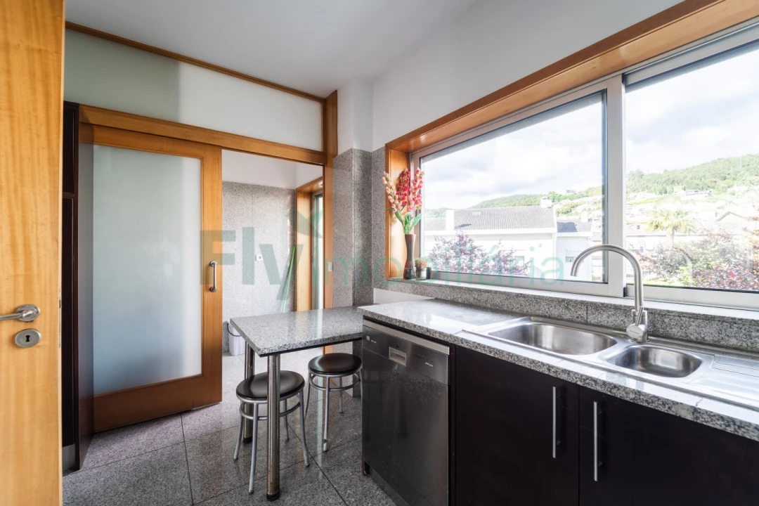 Apartamento T2 para Venda em Caldas de Vizela (São Miguel e São João) Foto 10