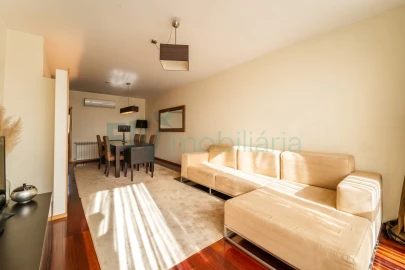 Apartamento T2 para Venda em Caldas de Vizela (São Miguel e São João)