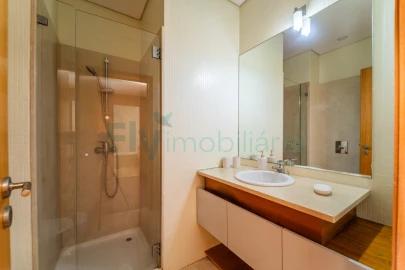 Apartamento T2 para Venda em Caldas de Vizela (São Miguel e São João)