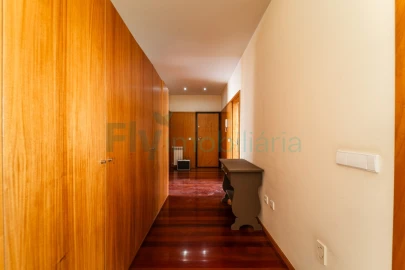 Apartamento T2 para Venda em Caldas de Vizela (São Miguel e São João)