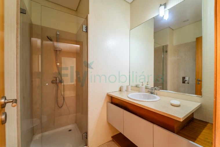Apartamento T2 para Venda em Caldas de Vizela (São Miguel e São João) Foto 15