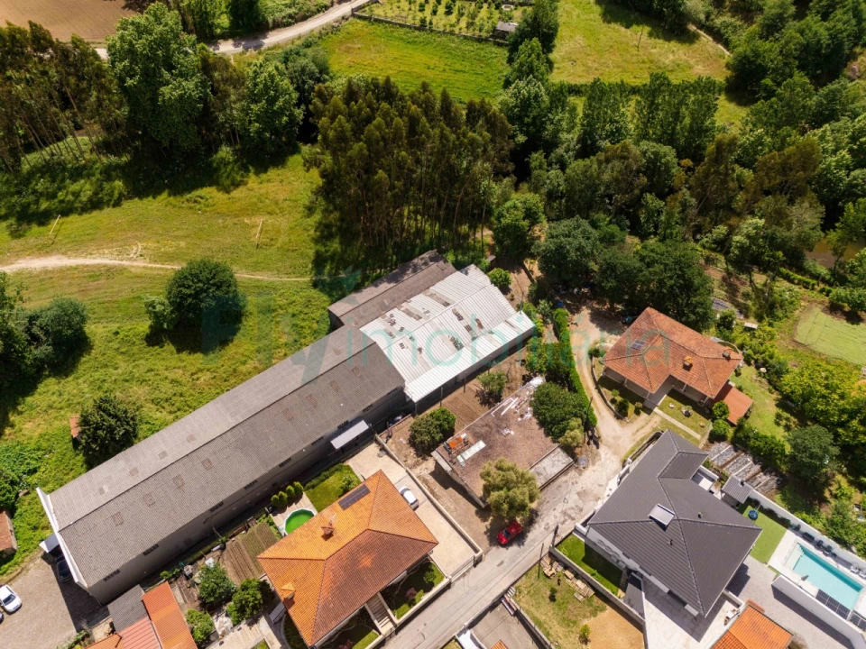 Armazém para Arrendamento em Santo Adrião de Vizela Foto 16