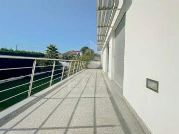 Moradia T3 para Venda em Vila Nova de Anha
