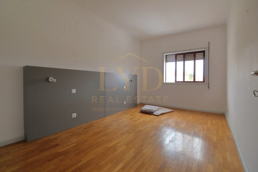 Apartamento T2 para Venda em São João da Madeira Foto 10
