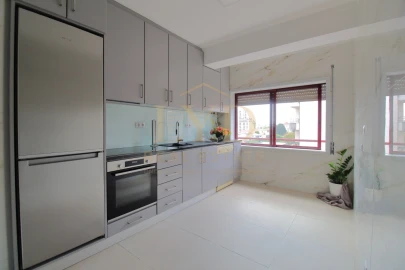 Apartamento T2 para Venda em São João da Madeira