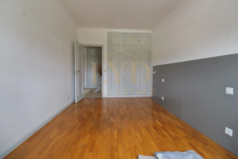 Apartamento T2 para Venda em São João da Madeira Foto 9