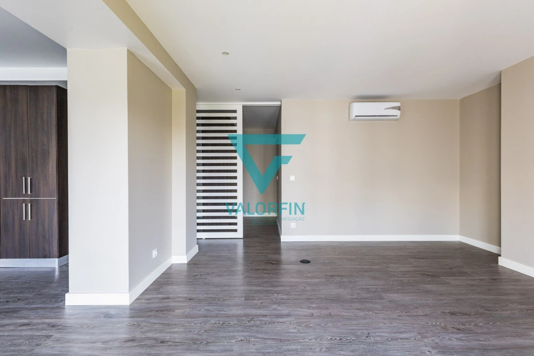 Apartamento T3 para Venda em Marinha Grande Foto 8