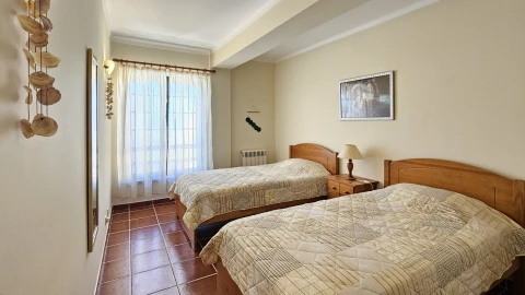 Moradia T3 para Venda em Atouguia da Baleia