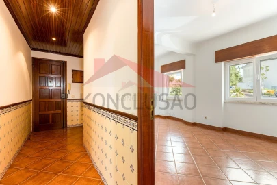 Apartamento T2 para Venda em Póvoa de Santa Iria e Forte da Casa