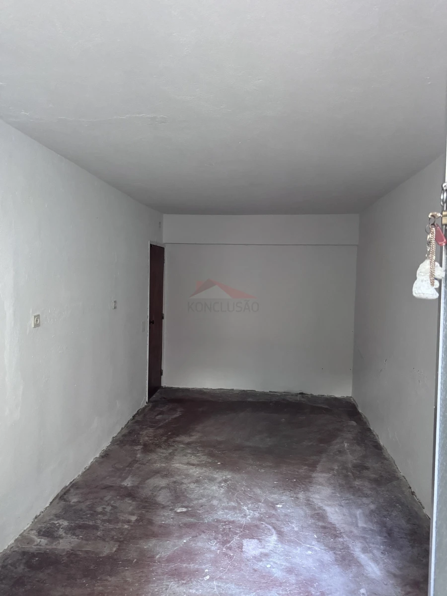 Apartamento T2 para Venda em Póvoa de Santa Iria e Forte da Casa Foto 18