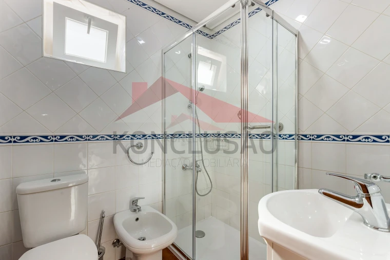 Apartamento T2 para Venda em Póvoa de Santa Iria e Forte da Casa Foto 12