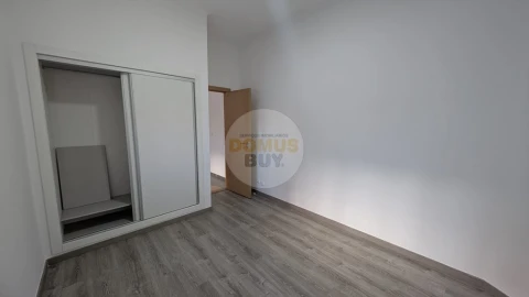 Moradia T3 para Venda em Baixa da Banheira e Vale da Amoreira